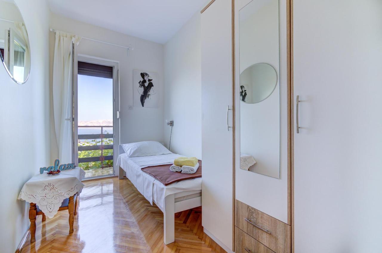 Miro Appartement Senj  Buitenkant foto