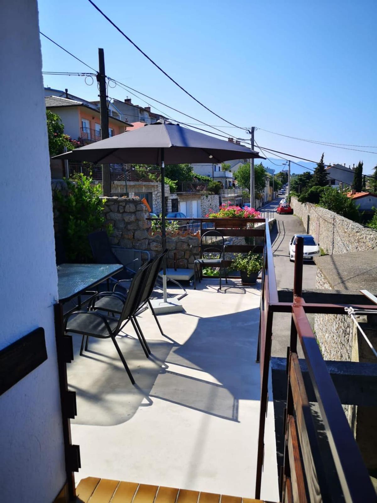 Miro Appartement Senj  Buitenkant foto